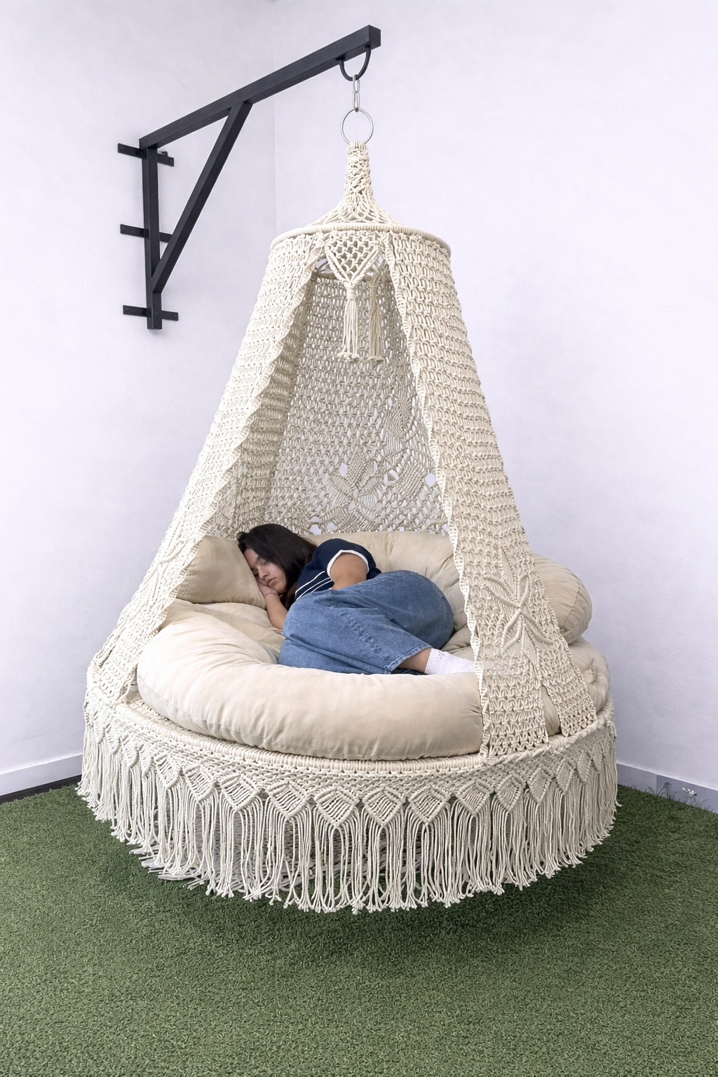 Bronzer Bed Swing